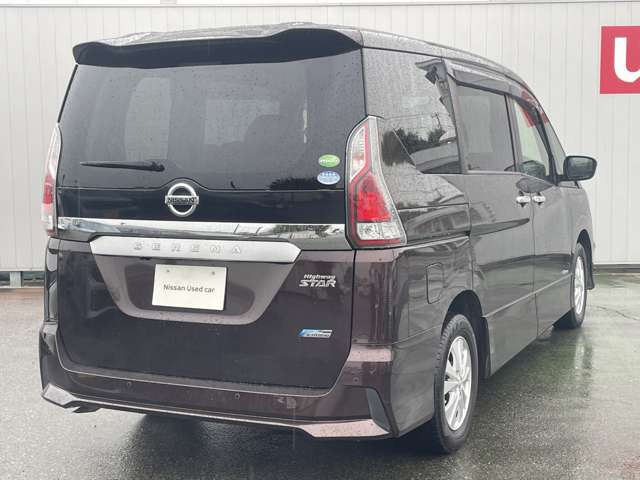 セレナ2.0 ハイウェイスター 4WD