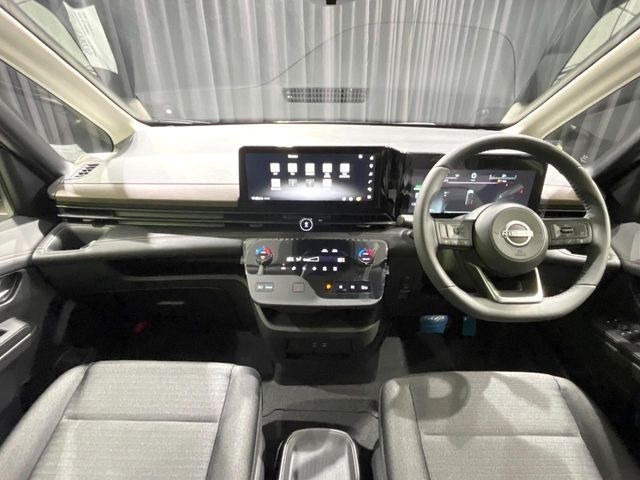 セレナ1.4 e-POWER ハイウェイスターV
