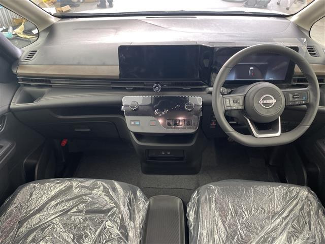 セレナ1.4 e-POWER ハイウェイスターV