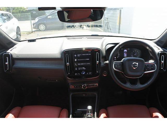 XC40T4 AWD インスクリプション 4WD