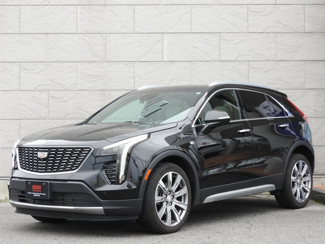 XT4プラチナム 4WD