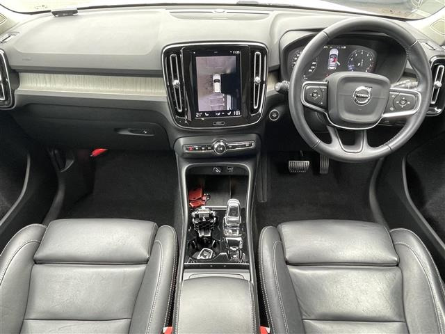 XC40