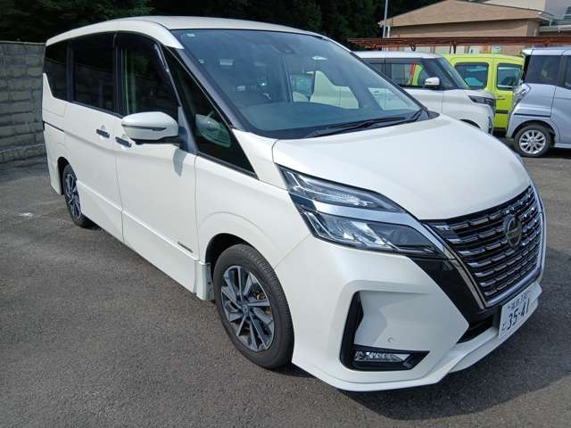 セレナ2.0 ハイウェイスターV