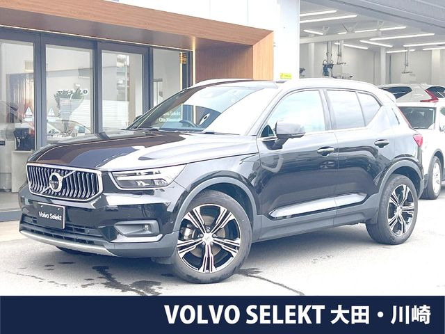 XC40B4 AWD インスクリプション 4WD