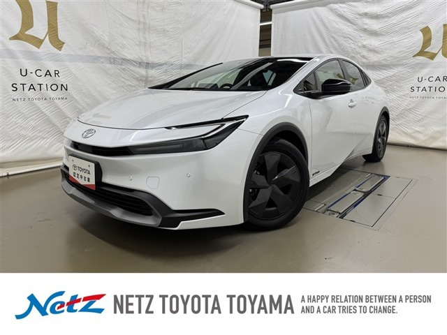 プリウス1.8 U E-Four 4WD