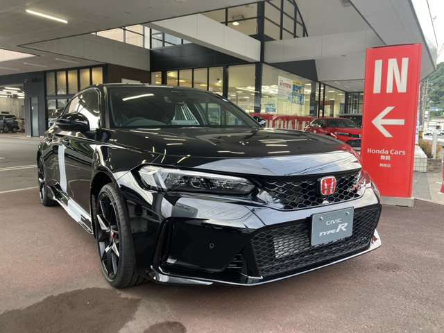 シビックタイプR2.0 レーシング ブラックパッケージ