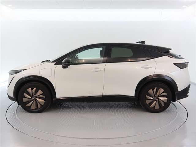 アリアB6 e-4ORCE リミテッド 4WD