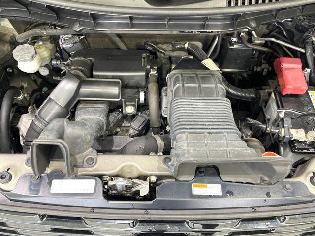 親切・丁寧な専門メカニックスタッフが応対!・車検・点検整備・事故等の修理などアフターサービスも安心。お車のカスタマイズもネクステージのサービススタッフまでご相談ください!