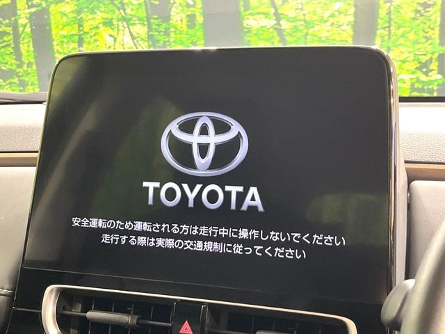 �y10.5�C���` �f�B�X�v���C�I�[�f�B�I�z���ʂ̃f�B�X�v���C��AppleCarPlay��AndroidAuto�����p�\�B�傫�ȉ�ʂŃX�}�z�i�r�A�v���������p���������܂���
