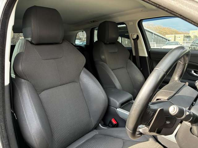 レンジローバーイヴォークSE 2.0L P240 4WD