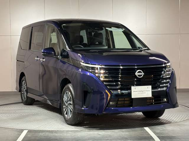 セレナ2.0 ハイウェイスターV 4WD