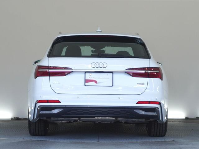 A6アバント45 TFSI クワトロ Sライン 4WD