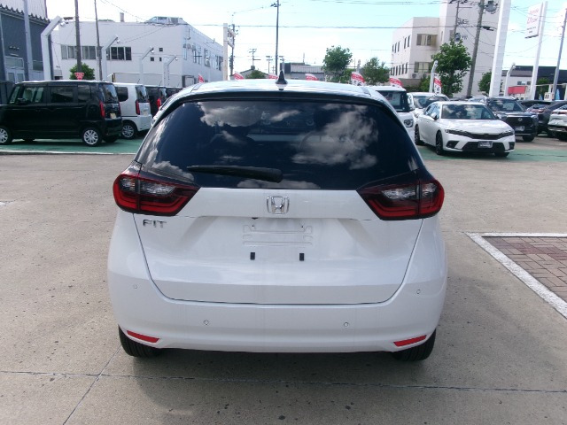 フィット1.5 ベーシック 4WD