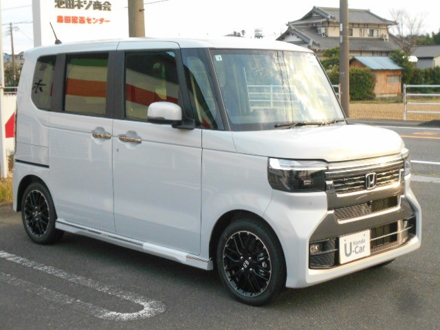 N-BOXカスタムコーディネートスタイル モノトーン