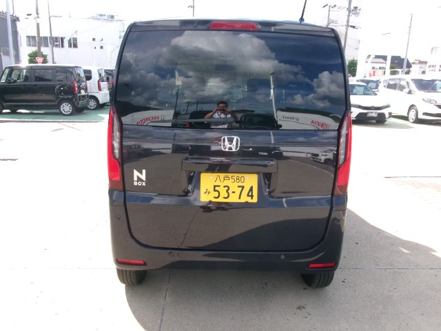 N-BOX