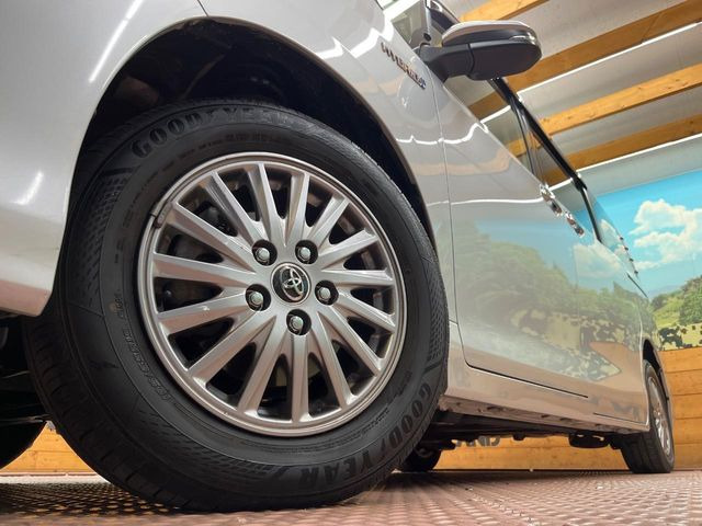 �y����15�C���`�A���~�z�C�[���z�O�ςɃ}�b�`���������A���~�z�C�[���𑕒����Ă���܂��B�e��ЊO�A���~�z�C�[����A�X�^�b�h���X�^�C�����戵�����Ă���܂��B���񂲑��k����������