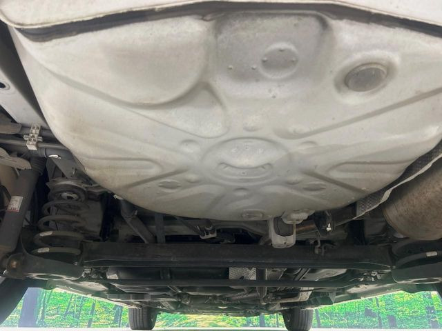 下回りがきれいなうちに、防錆加工の施工がオススメ。降雪地域はもちろん、沿岸部にお住いの方や、趣味でマリン・ウィンタースポーツをされる方にご好評いただいております。