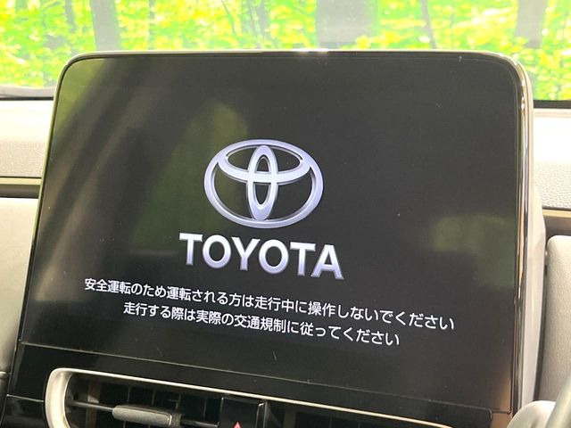 �y10.5�C���` �f�B�X�v���C�I�[�f�B�I�z���ʂ̃f�B�X�v���C��AppleCarPlay��AndroidAuto�����p�\�B�傫�ȉ�ʂŃX�}�z�i�r�A�v���������p���������܂���