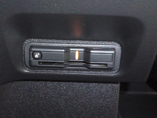 N-BOXカスタムターボ コーディネートスタイル モノトーン