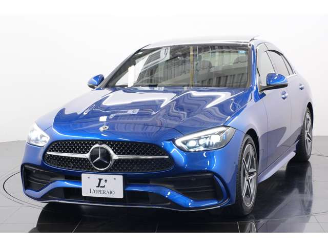 【ロペライオファクトリーセンター】輸入車専門工場熟練メカニックのほか、 サービススタッフも在籍し迅速にお受入れが可能です。セーフティローダーにてお客様のご自宅までピックアップサービスも行っております。