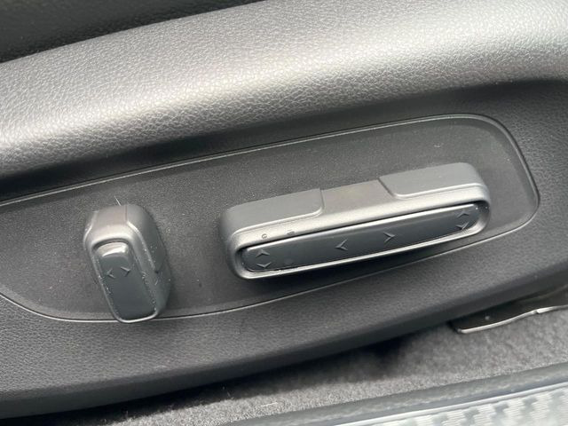 �y�p���[�V�[�g�z�X�C�b�`��ŊȒP�ɃV�[�g�̔��������\!�d��������͂�����܂���!���K�ȃV�[�g�|�W�V�����ɃZ�b�g���āA���K�ȃh���C�u�����y���݂��������B