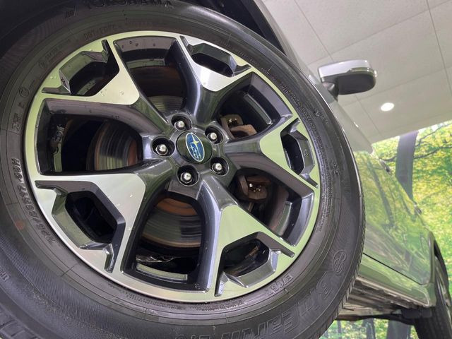 �y����17�C���`�A���~�z�C�[���z�O�ςɃ}�b�`���������A���~�z�C�[���𑕒����Ă���܂��B�e��ЊO�A���~�z�C�[����A�X�^�b�h���X�^�C�����戵�����Ă���܂��B���񂲑��k����������