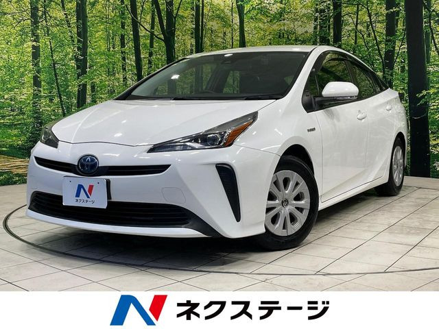 プリウス1.8 E