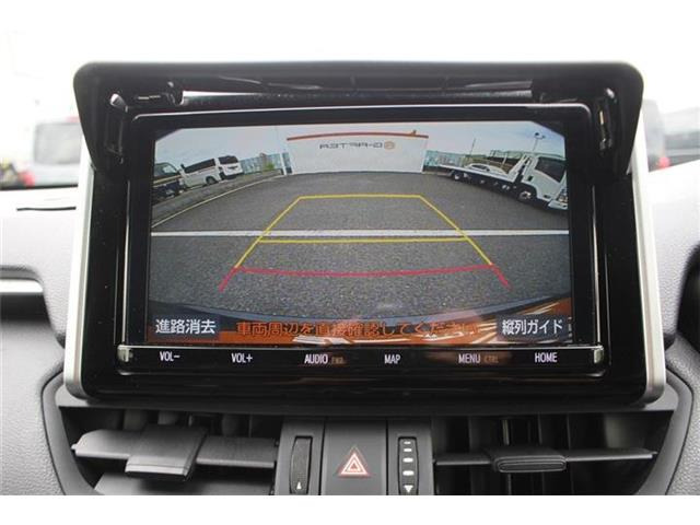 大好評のボディコーティング「ハイモースコート」もご納車までに施工可能。雨染みや線傷など中古車だからと諦めていませんか?ピカピカの状態でお乗り出しいただけます。