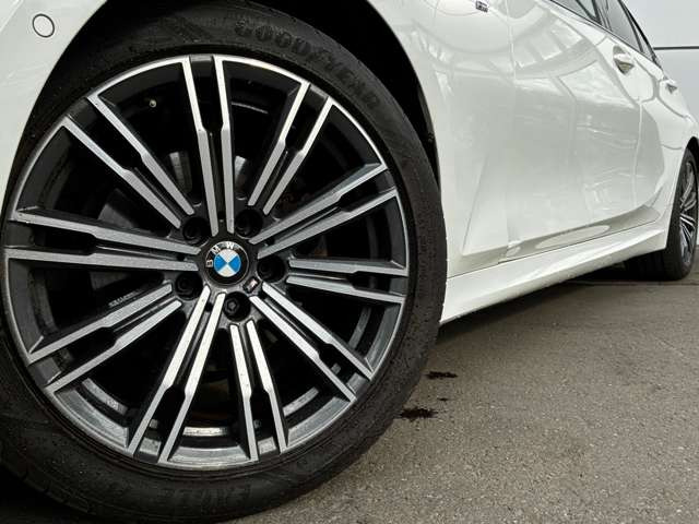 3シリーズセダン320d xドライブ Mスポーツ 4WD