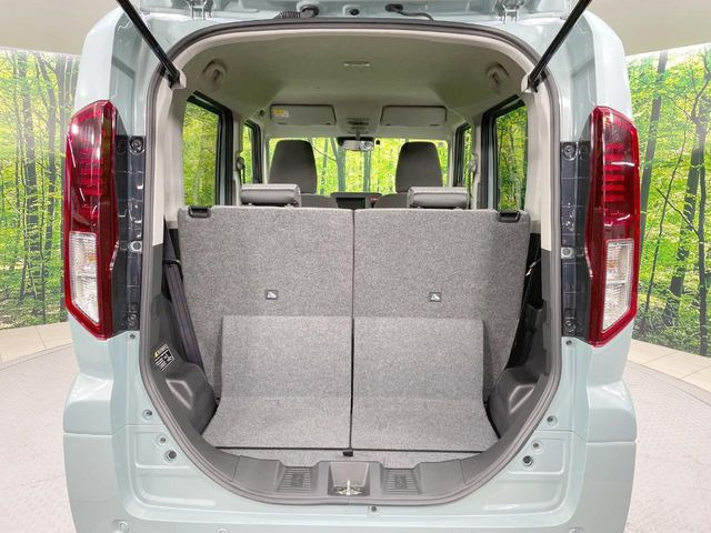普段のお買い物や通勤、送迎等に十分な荷室スペースを確保しております。セカンドシートを倒すと、大きな荷物の積載も可能です♪