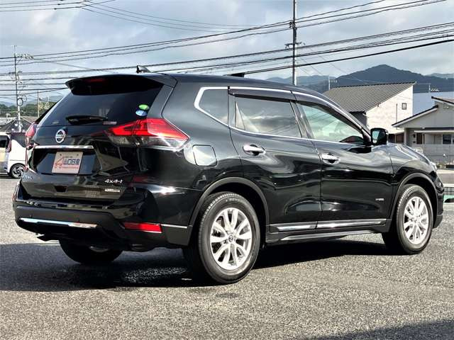エクストレイル2.0 20Xi ハイブリッド 4WD