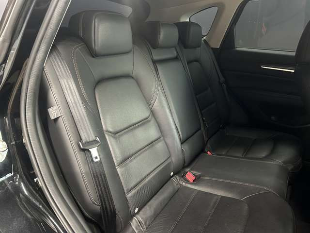 車内もキレイで嫌な臭いもありません☆車内の臭い、汚れが気になる方は内装のスチームクリーナーも施工可能です♪