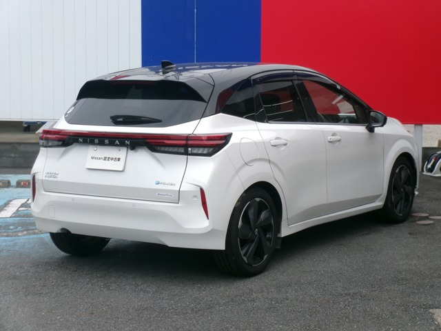 ノートオーラ1.2 G レザーエディション
