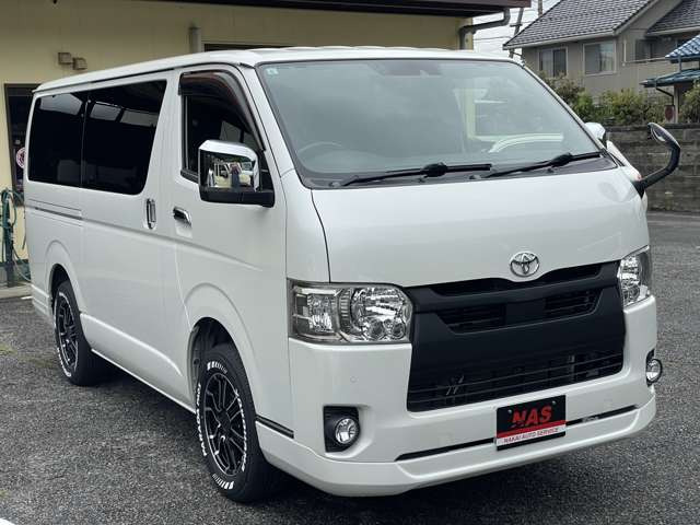 ハイエースバン