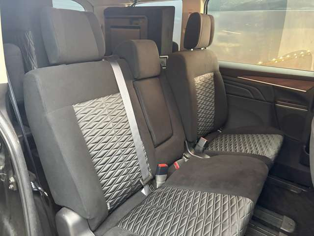 車内もキレイで嫌な臭いもありません☆車内の臭い、汚れが気になる方は内装のスチームクリーナーも施工可能です♪