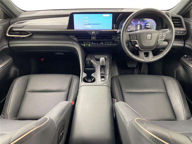 クラウンクロスオーバー2.5 G レザー パッケージ E-Four 4WD