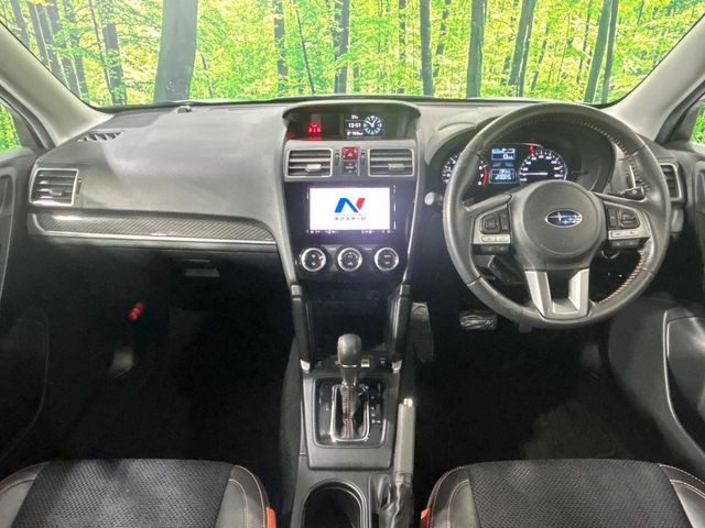 フォレスター2.0 エックスブレイク 4WD