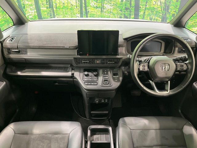 ステップワゴン2.0 e:HEV スパーダ プレミアムライン