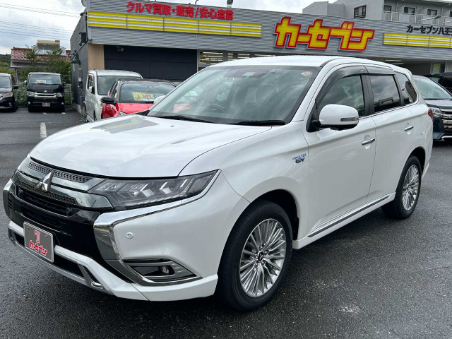 アウトランダーPHEV2.4 G 4WD