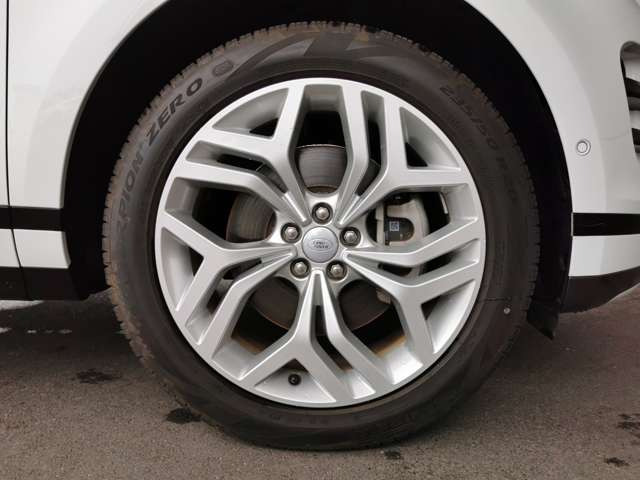 レンジローバーイヴォークRダイナミック S 2.0L P250 4WD