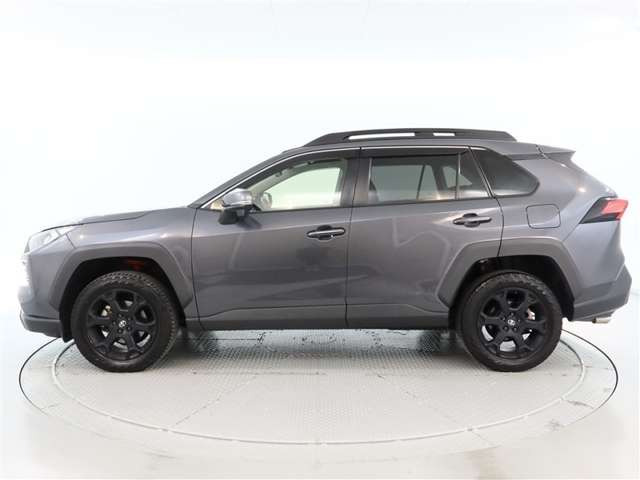 RAV42.0 アドベンチャー オフロードパッケージ 4WD