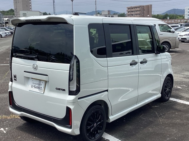 N-BOXカスタムブラック スタイル