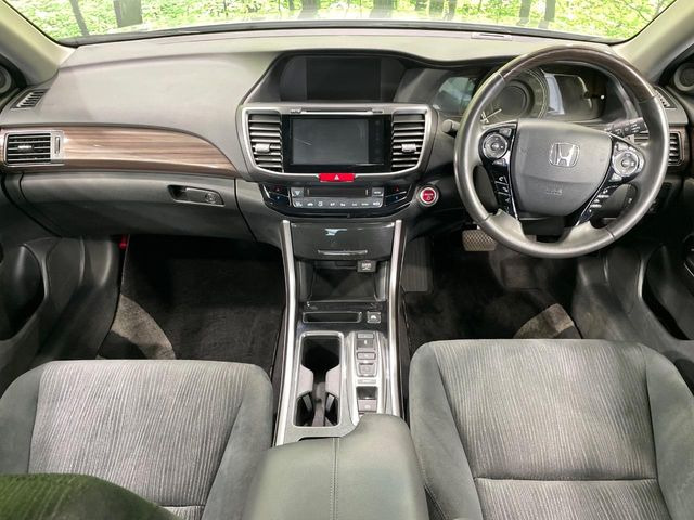 アコードハイブリッド2.0 LX