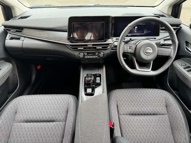 ノートオーラ1.2 G FOUR 4WD