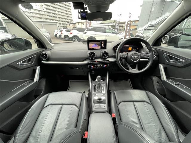 Q230 TFSI スポーツ