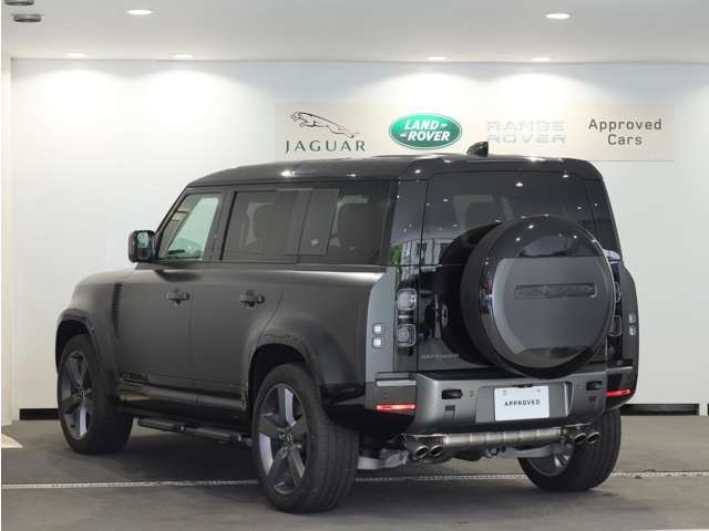 ディフェンダー110 カルパチアン エディション 5.0L P525 4WD