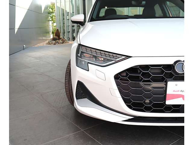 A3セダン30 TFSI アドバンスド