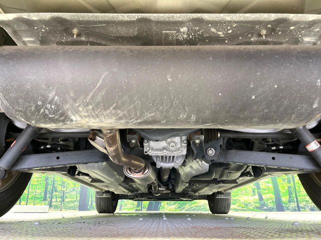 下回りがきれいなうちに、防錆加工の施工がオススメ。降雪地域はもちろん、沿岸部にお住いの方や、趣味でマリン・ウィンタースポーツをされる方にご好評いただいております。