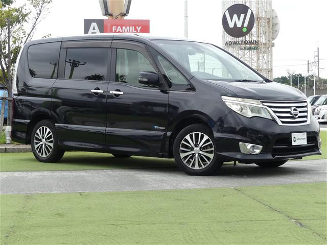 セレナ2.0 ハイウェイスター S-HYBRID
