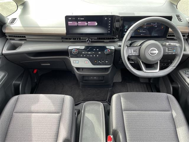 セレナ1.4 e-POWER ハイウェイスターV